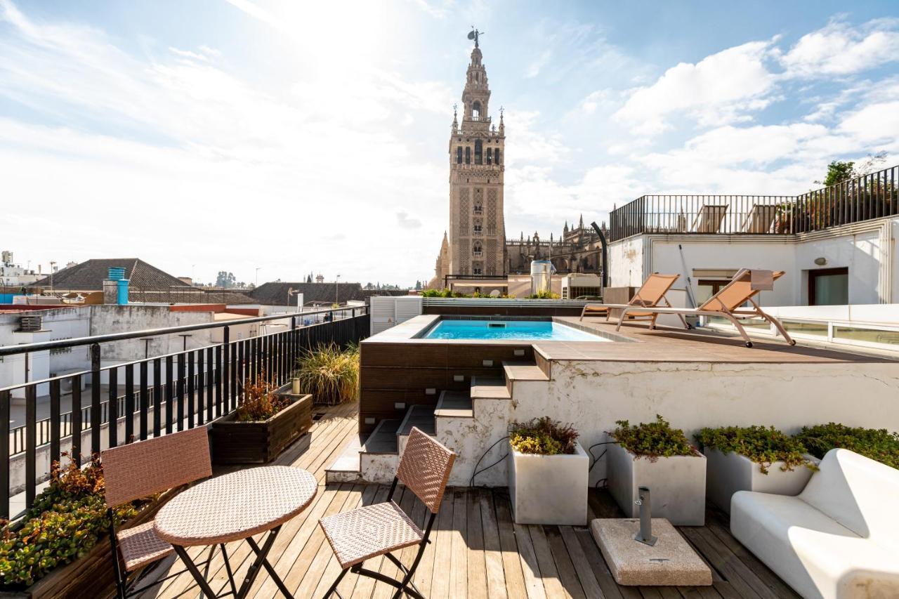 Cathedral Apartment, Upper Floor Apartment Sevilla Bagian luar foto