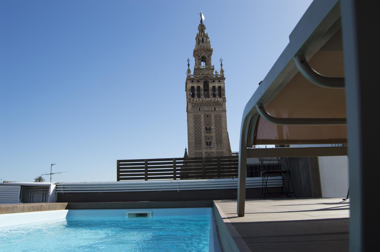 Cathedral Apartment, Upper Floor Apartment Sevilla Bagian luar foto