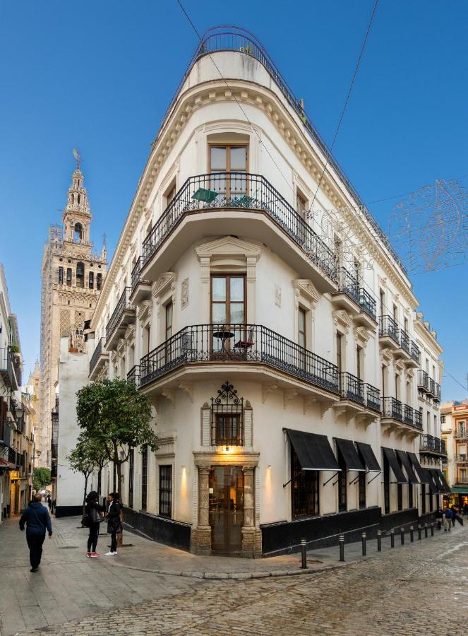 Cathedral Apartment, Upper Floor Apartment Sevilla Bagian luar foto